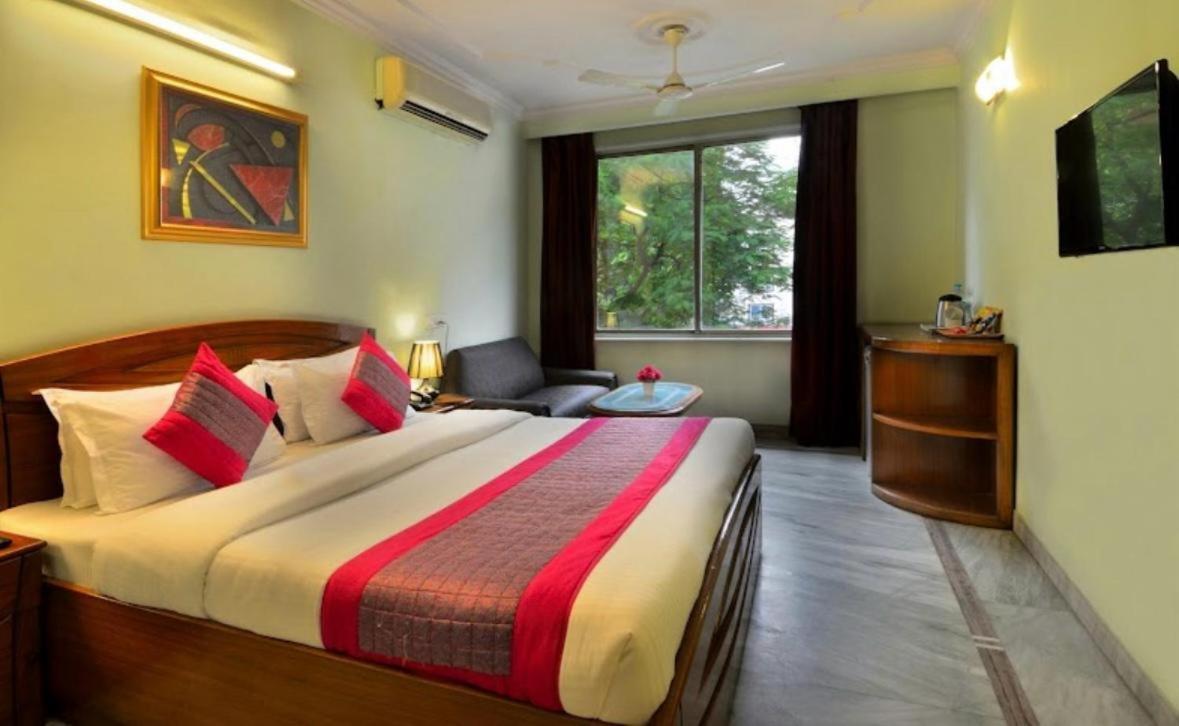 Hotel Pablas International, New Delhi, Near Metro Exterior photo