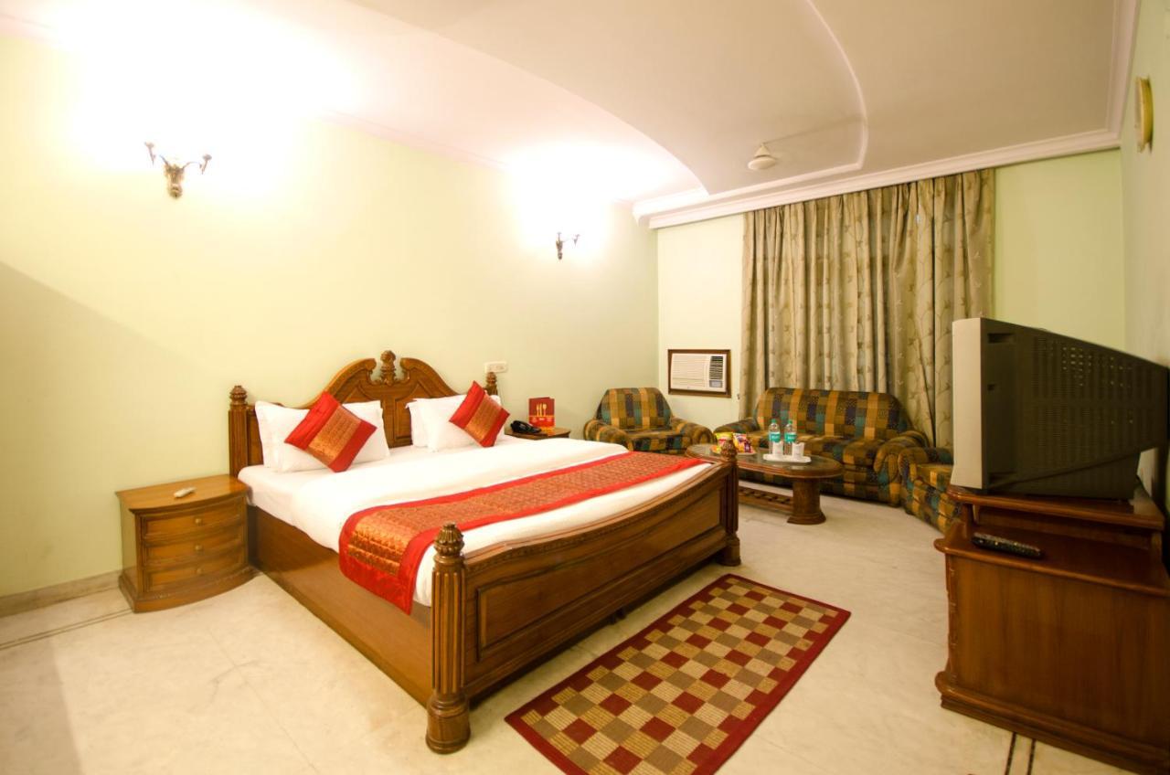 Hotel Pablas International, New Delhi, Near Metro Exterior photo